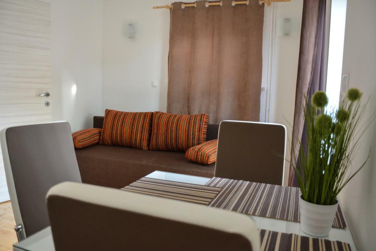 Farm Stay Zevnik เบรชิตเซ ภายนอก รูปภาพ